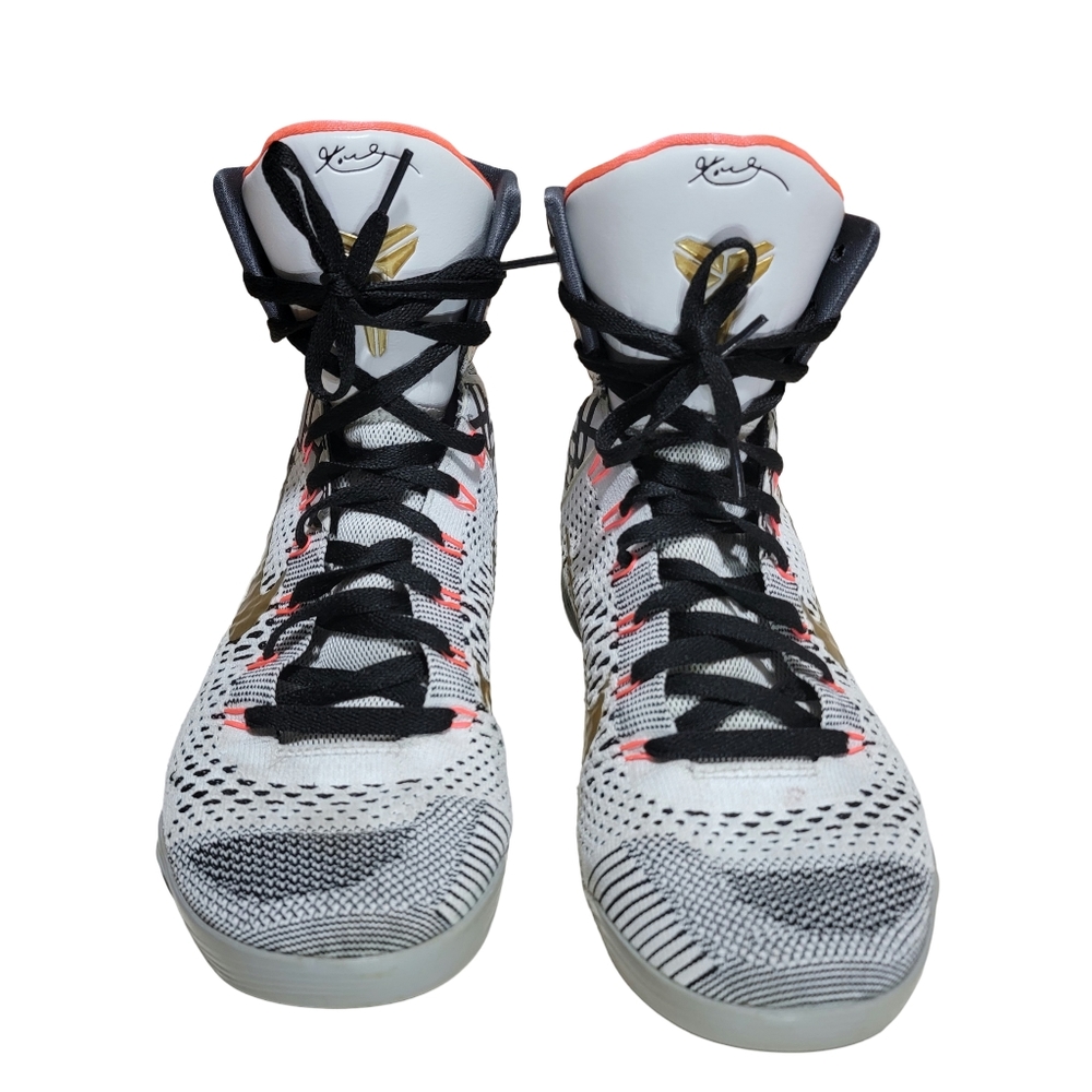 Nike kobe 9  Size 8.5